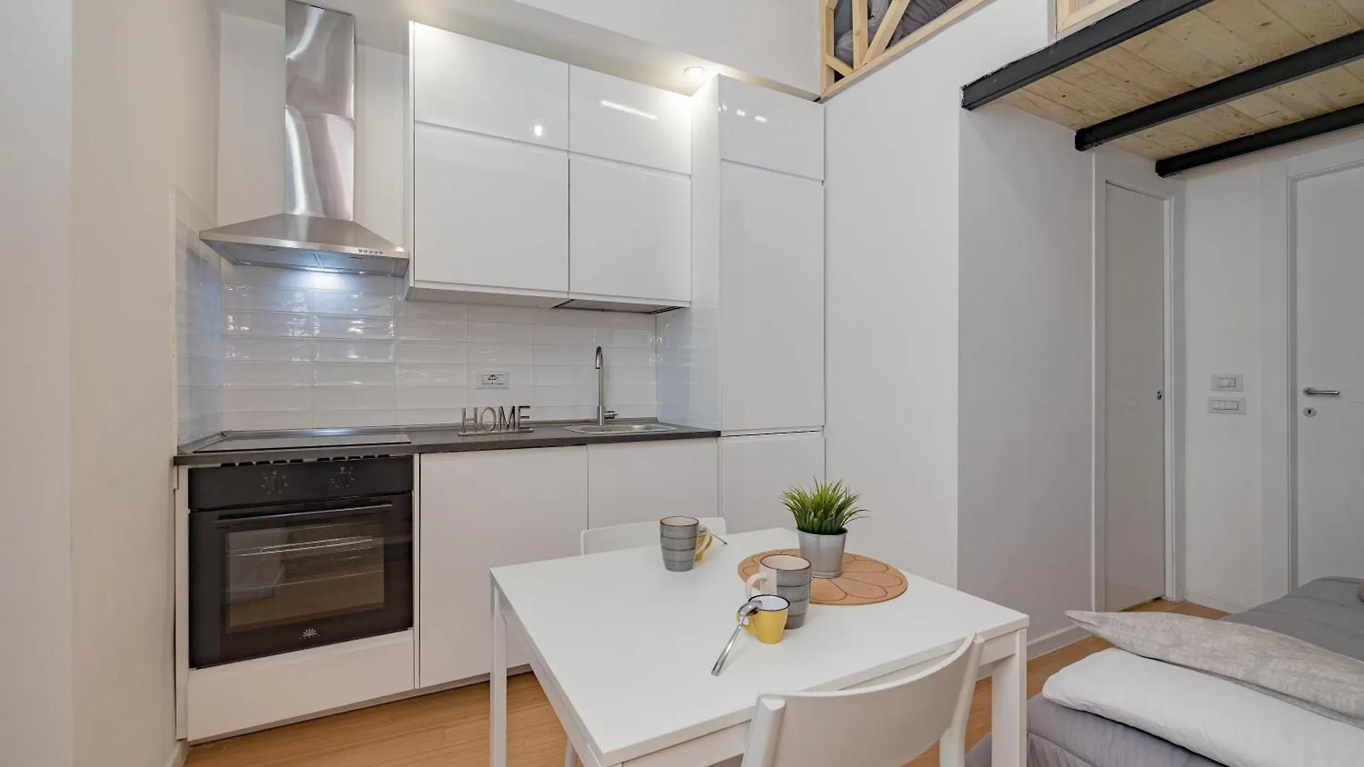 2Cli19 -Duomo-Loreto - Elegant - Central Milan